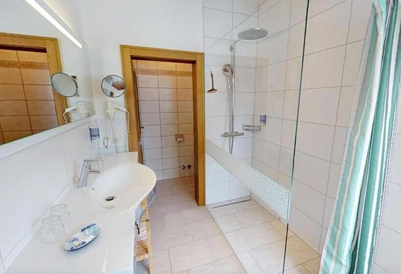 家庭套房, Wechselberger