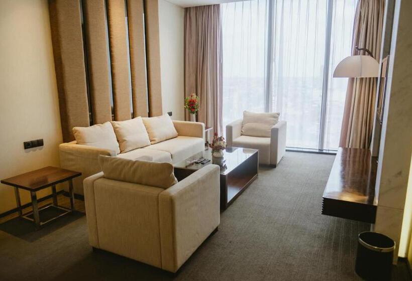 이그제큐티브 스위트, Po Hotel Semarang