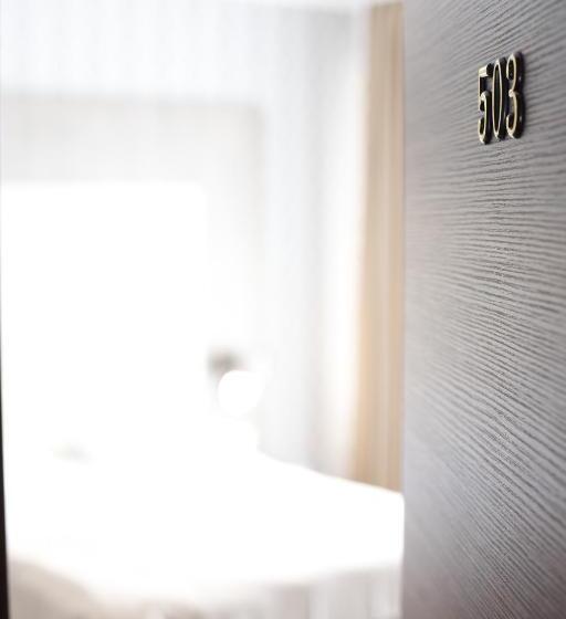 غرفة قياسية, Bulevard