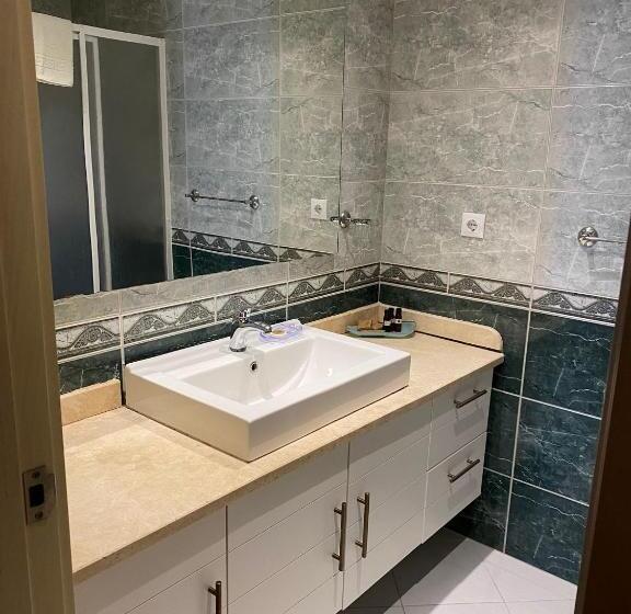 חדר משפחתי נוף לים, Dalyan Residence & Suites