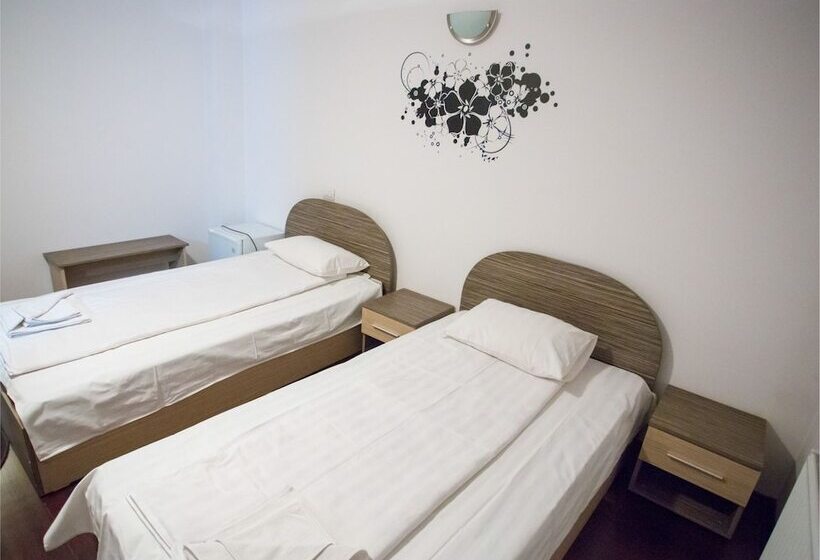 スタンダードルーム, Euphoria