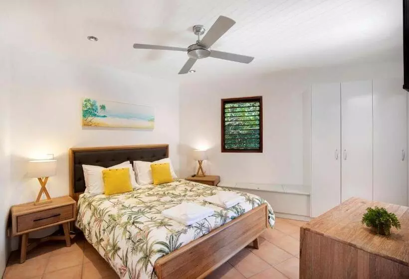 Huoneisto 1 Makuuhuone, L Auberge Noosa