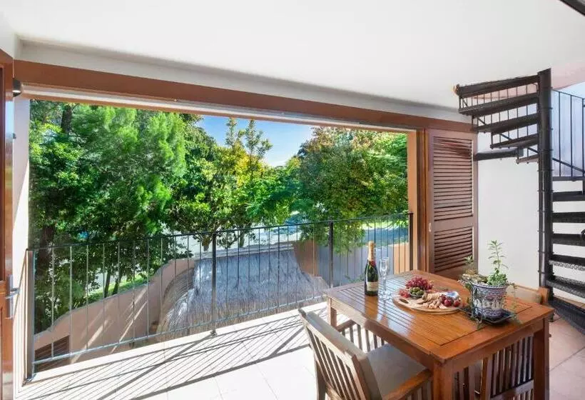 Huoneisto 1 Makuuhuone, L Auberge Noosa