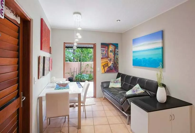 Huoneisto 1 Makuuhuone Pohjakerros, L Auberge Noosa