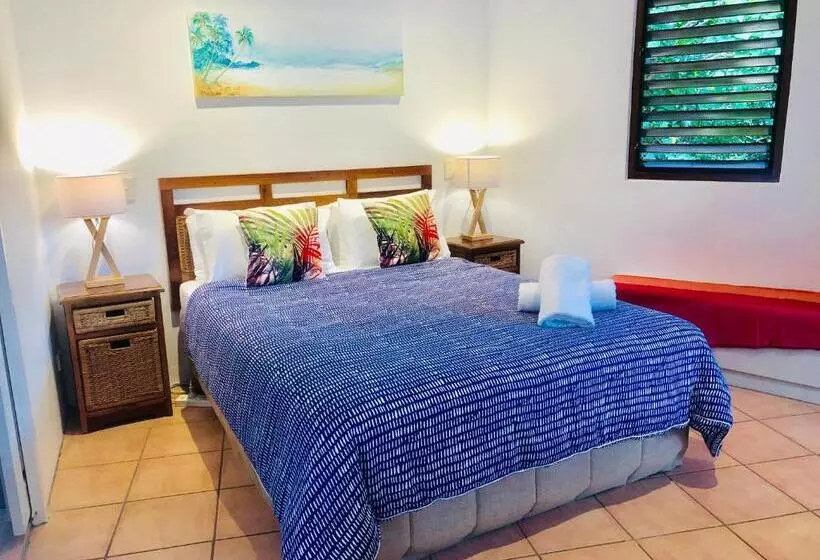 Huoneisto 1 Makuuhuone Pohjakerros, L Auberge Noosa