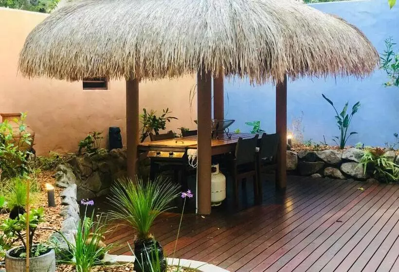 Huoneisto 1 Makuuhuone Pohjakerros, L Auberge Noosa