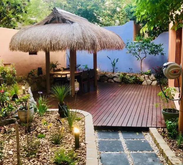 Huoneisto 1 Makuuhuone Pohjakerros, L Auberge Noosa
