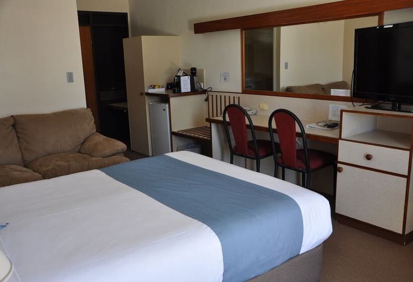 行政房间, Longreach Motor Inn