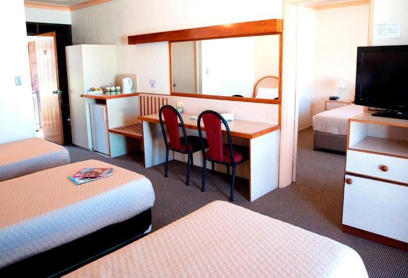 两卧家庭套房, Longreach Motor Inn