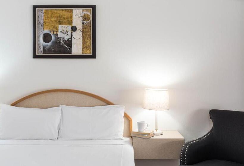 家庭套房, Longreach Motor Inn