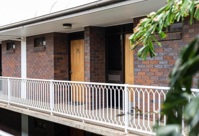 家庭套房, Longreach Motor Inn