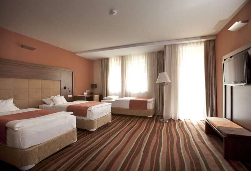 高级大房间, Makar Sport & Wellness