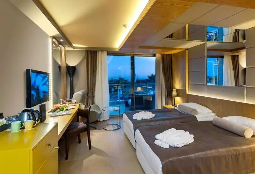 Talo 1 Makuuhuone, Sherwood Blue Belek - Adults Only