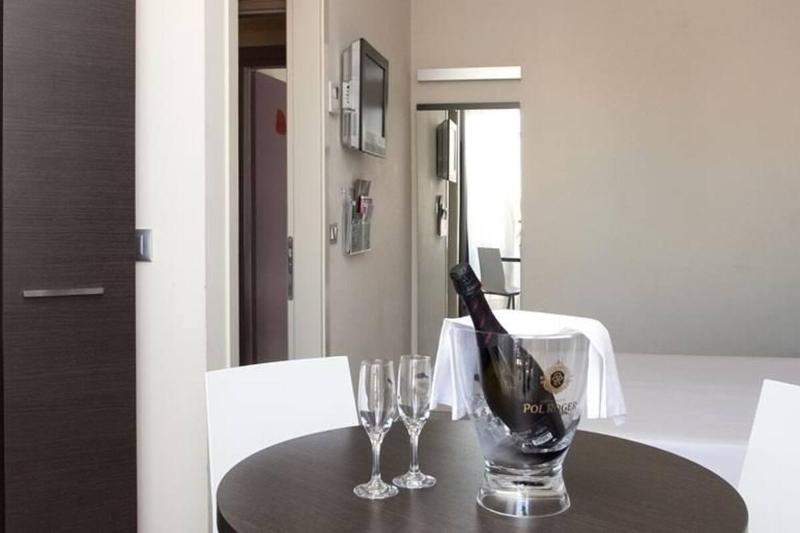 غرفة قياسية فردية, Vienna