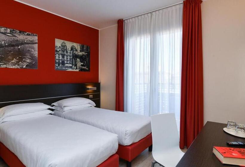 غرفة قياسية مزوَّدة بشُرفة, Vienna