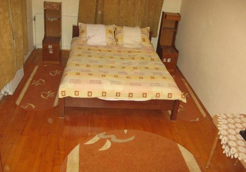 스탠다드 룸, Lary Hostel