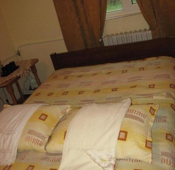 غرفة قياسية, Lary Hostel