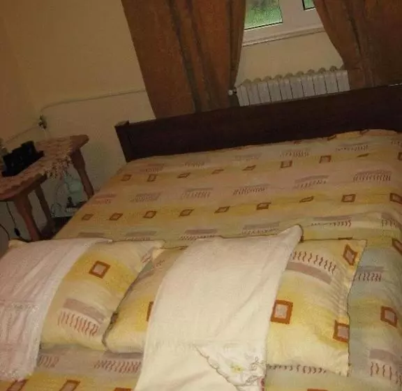 スタンダードルーム, Lary Hostel
