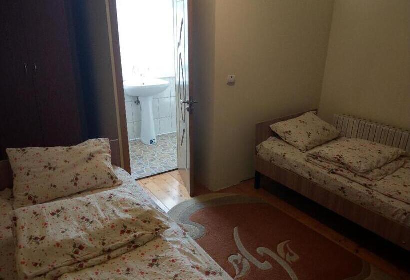 스탠다드 룸, Lary Hostel