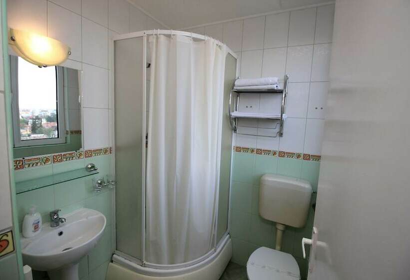 Номер Economy, Dolce Far Niente