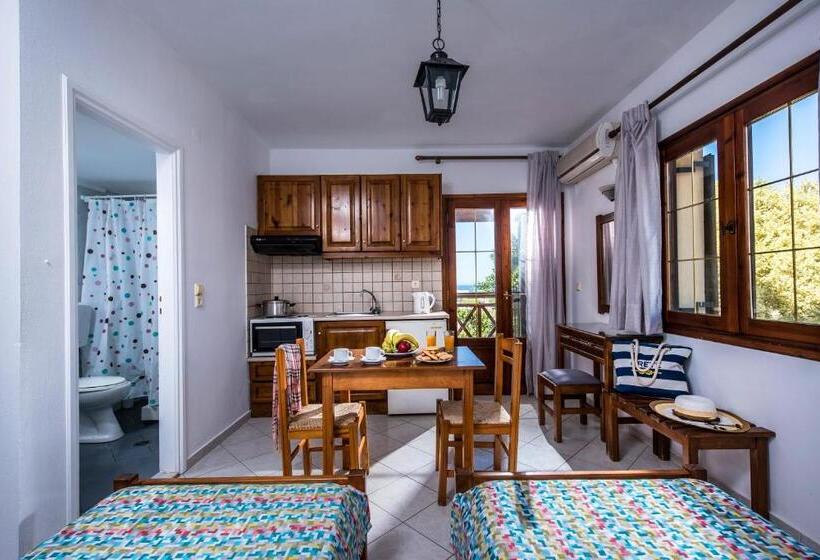 شقة غرفة واحدة, Rena Apartments By Checkin