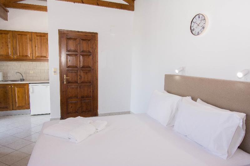 إستوديو قياسى مطل على البحر, Rena Apartments By Checkin