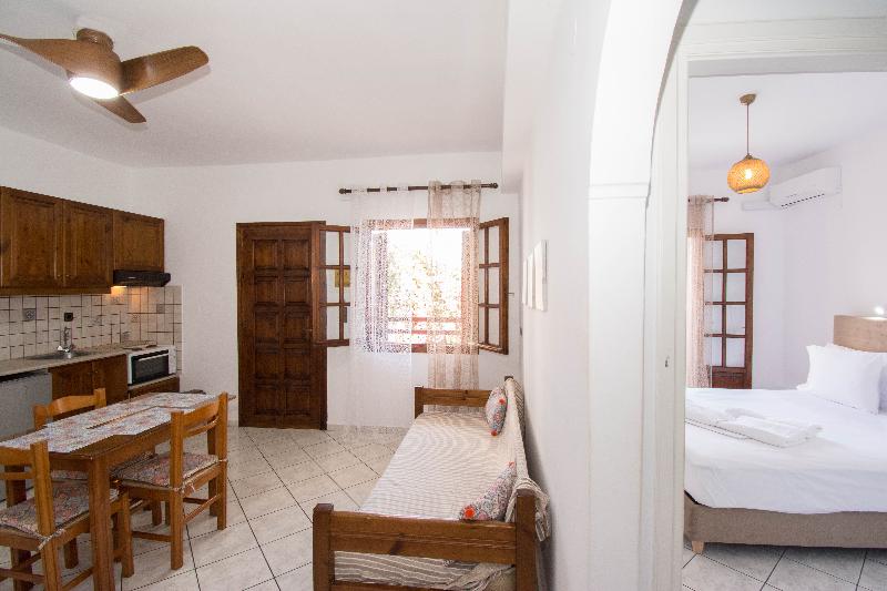 شقة غرفة واحدة, Rena Apartments By Checkin