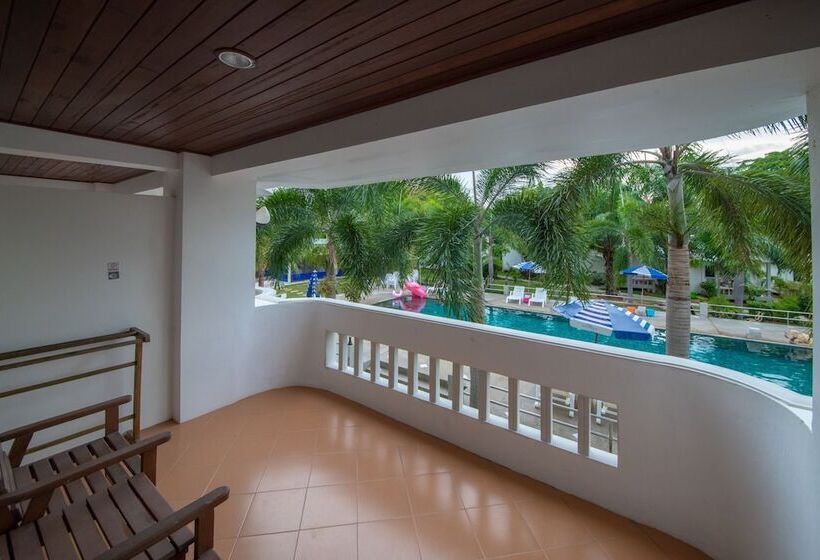디럭스 방갈로, Bay Beach Resort