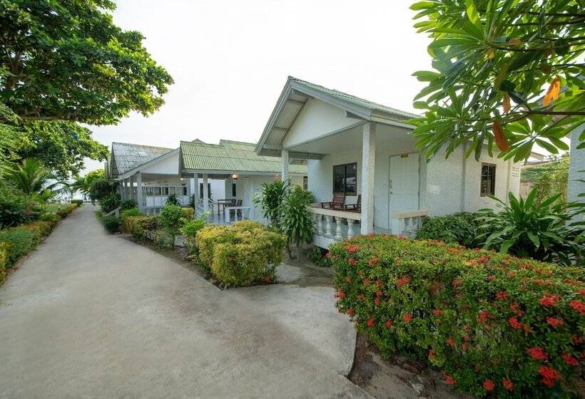 بنجلو ديلوكس, Bay Beach Resort