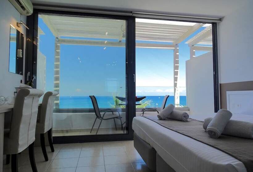 オーシャンビューデラックスルーム, Lido Star Beach