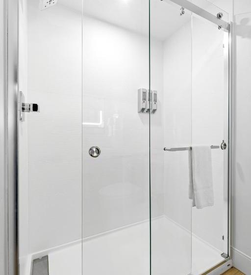 חדר דחוקס עם מיטת קינג, The Evergreen