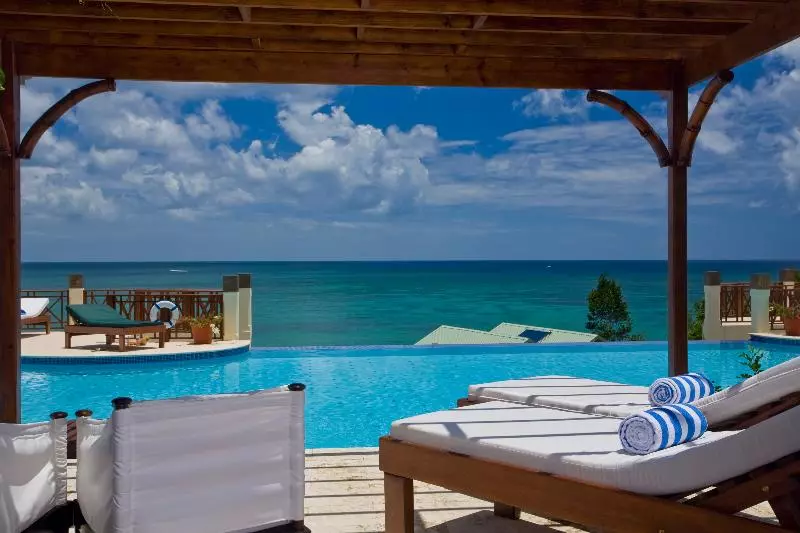 デラックスビラの１ベッドルーム, Phangan Bayshore Resort Koh Phangan