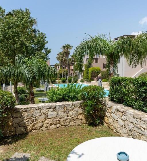 스탠다드 스튜디오, Plakias Resorts