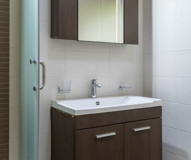 스탠다드 스튜디오, Plakias Resorts