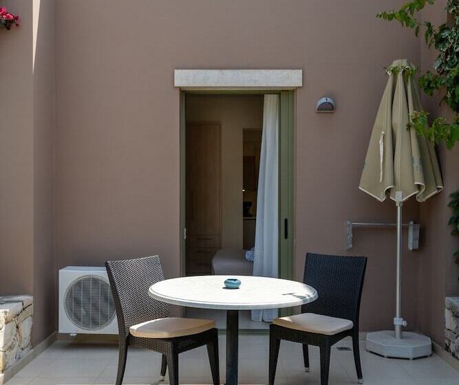 스탠다드 스튜디오, Plakias Resorts