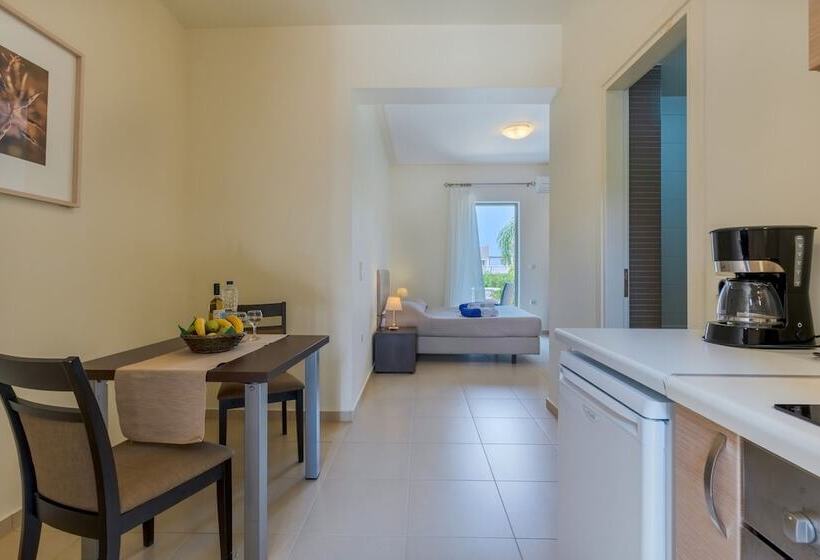 스탠다드 스튜디오, Plakias Resorts