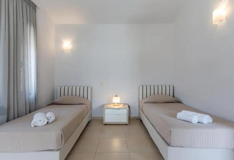 Villa, 3 Makuuhuonetta ja Merinäköala, Plakias Resorts