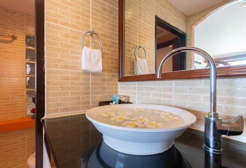 オーシャンビューの１ベッドルームビラ, Aochalong Villa Resort & Spa   Sha Plus