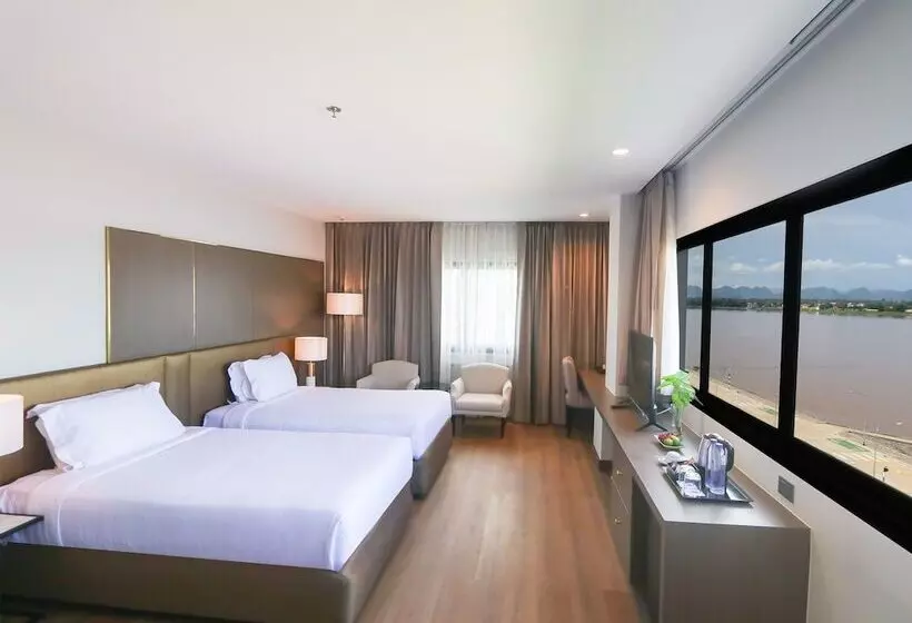 Standard-huone Jokinäkymä, Fortune River View Hotel Nakhon Phanom