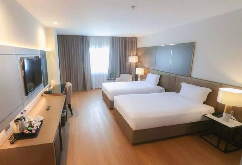 Deluxe room with river view, Fortune River View Hotel Nakhon Phanom