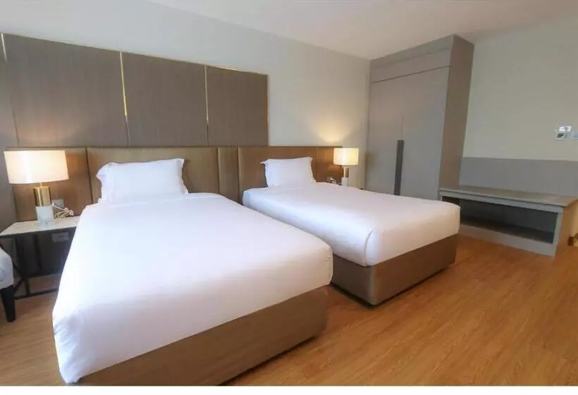 Deluxe room with river view, Fortune River View Hotel Nakhon Phanom