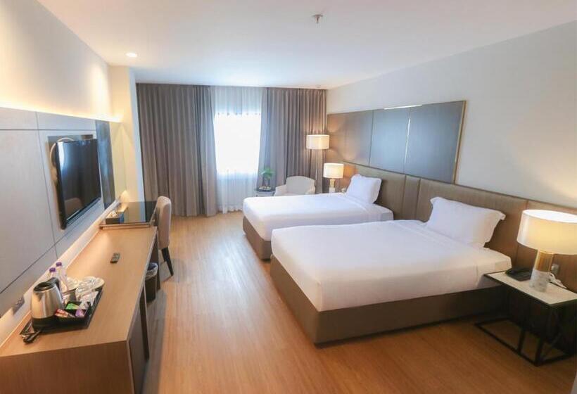Deluxe room with river view, Fortune River View Hotel Nakhon Phanom
