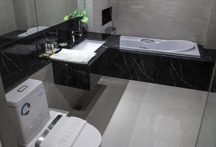 강 전망 스위트, Fortune River View Hotel Nakhon Phanom