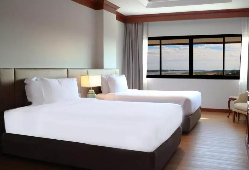 Presidenttisviitti, Fortune River View Hotel Nakhon Phanom