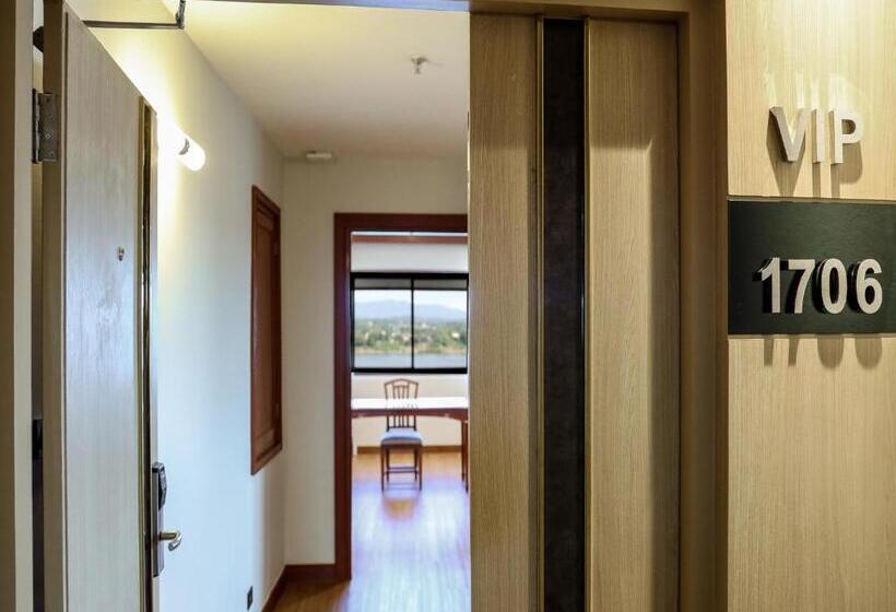 프레지덴셜 스위트, Fortune River View Hotel Nakhon Phanom