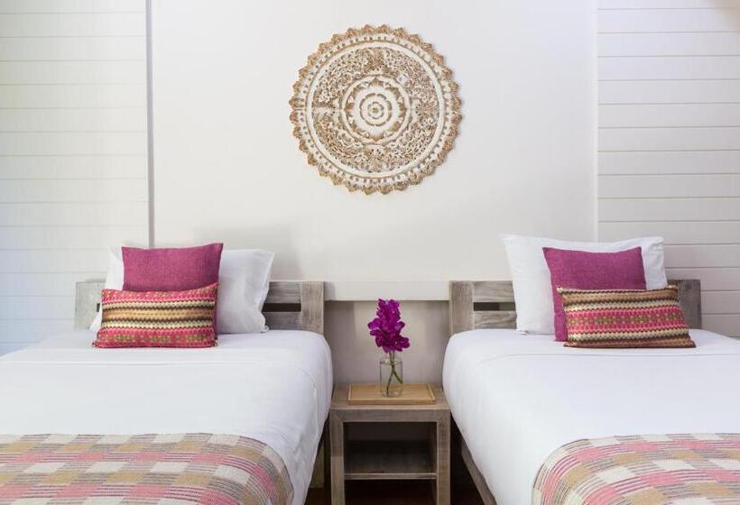 غرفة بريميوم, Arkbar Beach Club