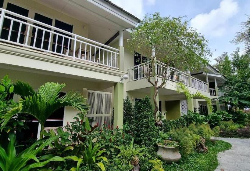 غرفة بريميوم, Arkbar Beach Club