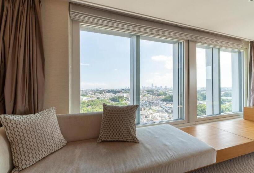 行政房间, Associa Shin Yokohama