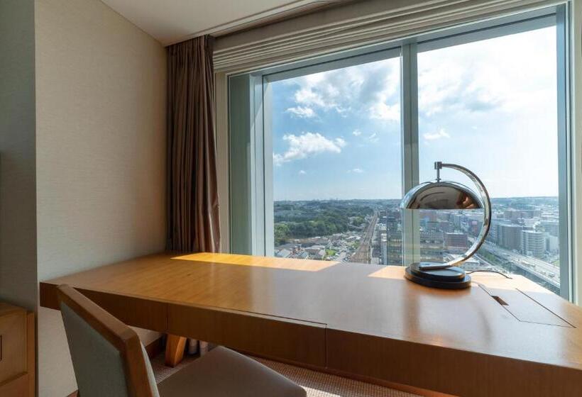 行政房间, Associa Shin Yokohama