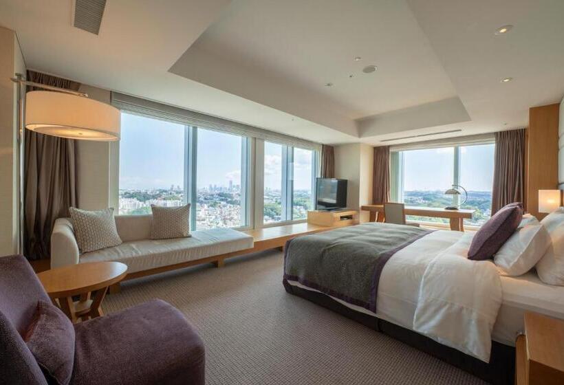 行政房间, Associa Shin Yokohama